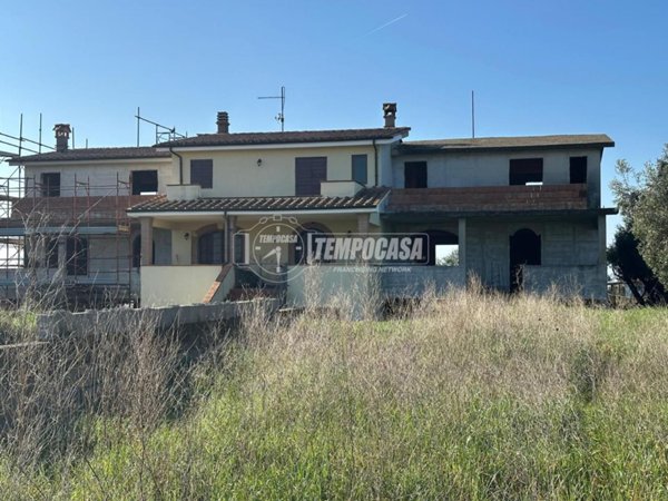 casa indipendente in vendita a Cerveteri
