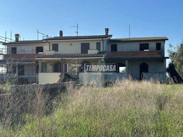 casa indipendente in vendita a Cerveteri