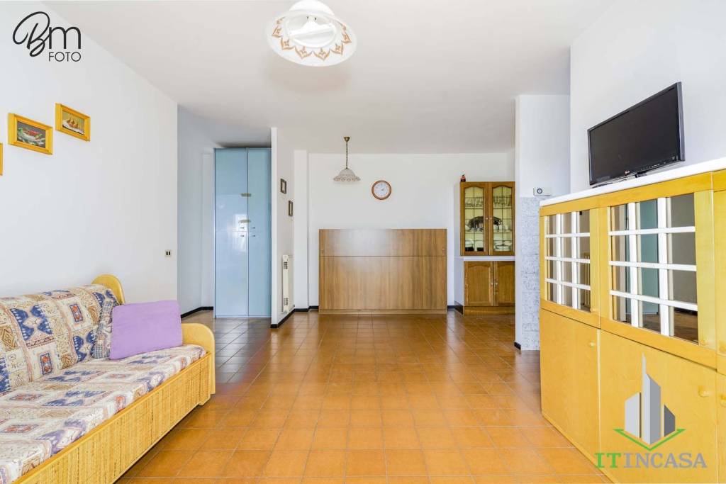 appartamento in vendita a Cerveteri in zona Marina di Cerveteri