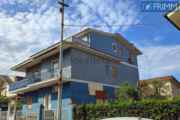 appartamento in vendita a Cerveteri in zona Cerenova