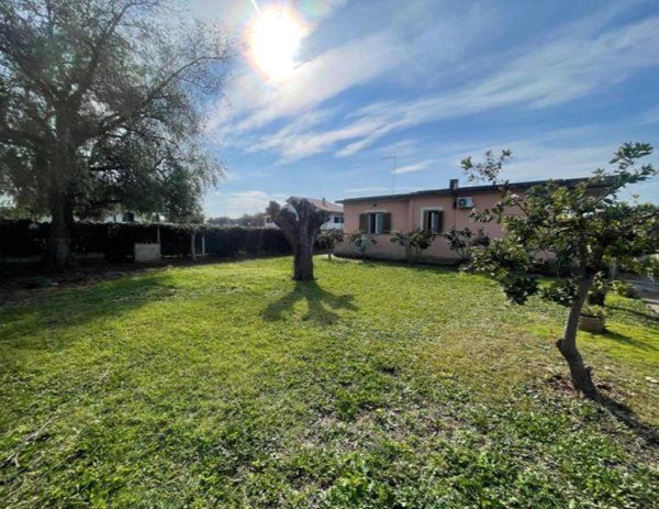 casa indipendente in vendita a Cerveteri in zona Furbara