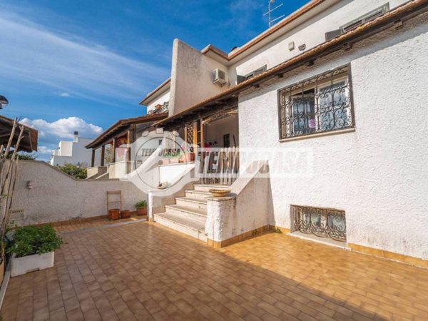casa indipendente in vendita a Cerveteri in zona Cerenova