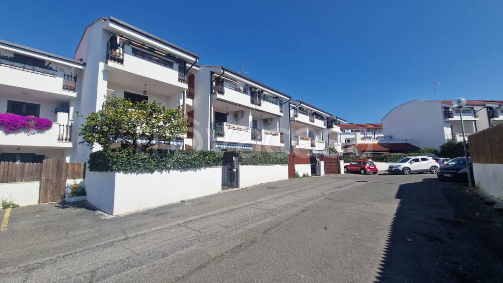 appartamento in vendita a Cerveteri in zona Marina di Cerveteri