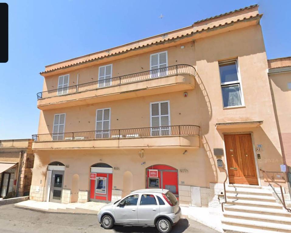 negozio in vendita a Cerveteri