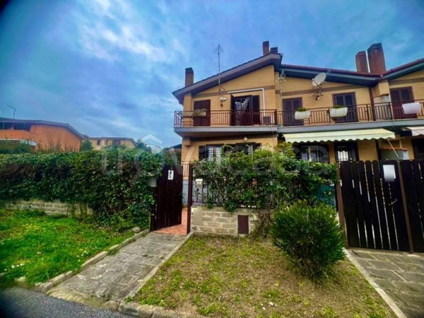 casa indipendente in vendita a Cerveteri in zona Valcanneto