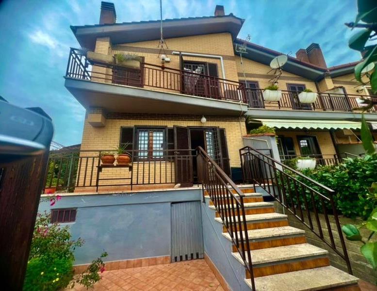 casa indipendente in vendita a Cerveteri in zona Valcanneto