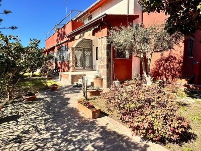 casa indipendente in vendita a Cerveteri