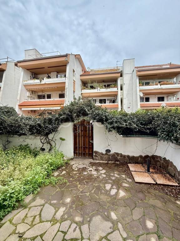 appartamento in vendita a Cerveteri in zona Marina di Cerveteri