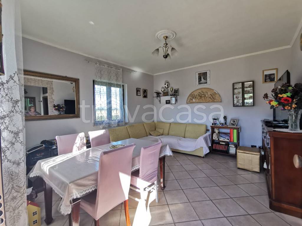 casa indipendente in vendita a Cerveteri in zona Ceri