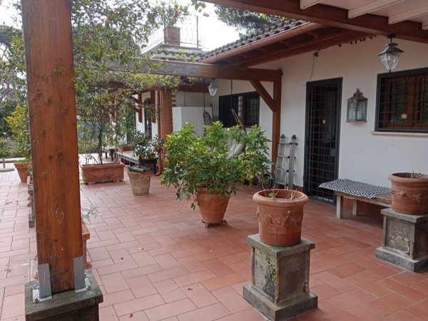 casa indipendente in vendita a Cerveteri