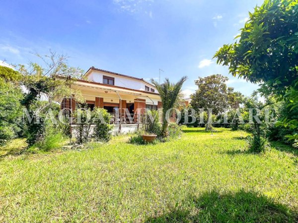 casa indipendente in vendita a Cerveteri in zona Marina di Cerveteri