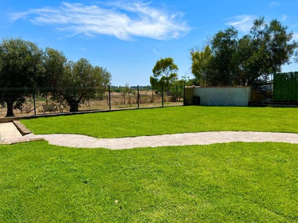 casa indipendente in vendita a Cerveteri in zona Zambra