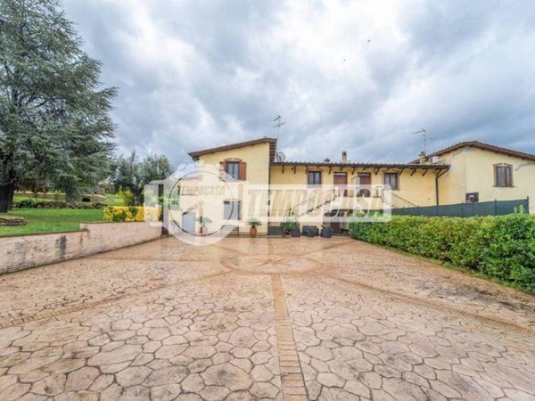 casa indipendente in vendita a Cerveteri