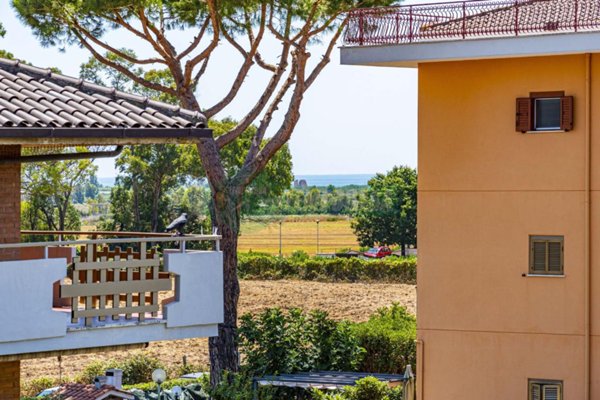 appartamento in vendita a Cerveteri in zona Campo di Mare