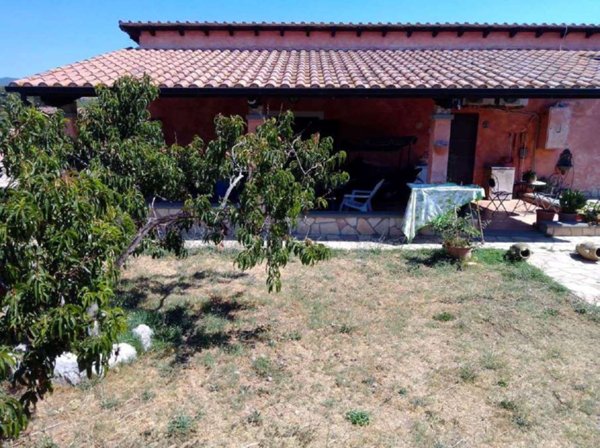 casa indipendente in vendita a Cerveteri