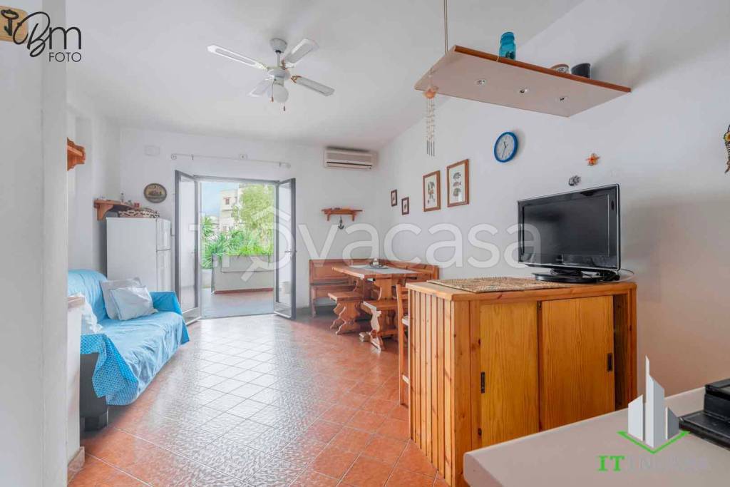 appartamento in vendita a Cerveteri in zona Marina di Cerveteri