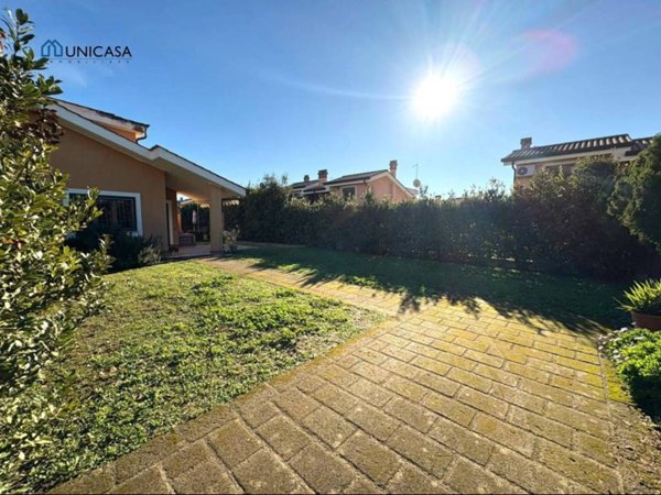 casa indipendente in vendita a Cerveteri