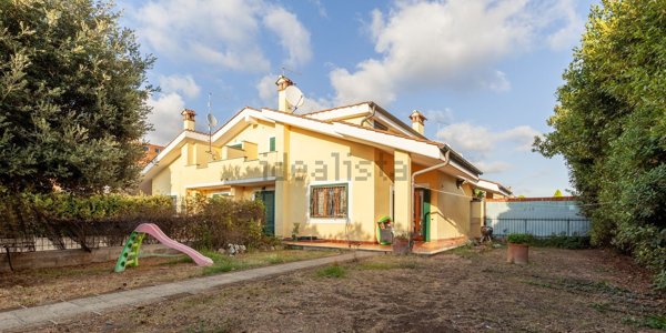 casa indipendente in vendita a Cerveteri