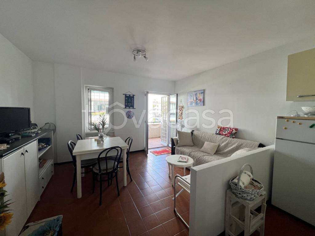 appartamento in vendita a Cerveteri in zona Marina di Cerveteri