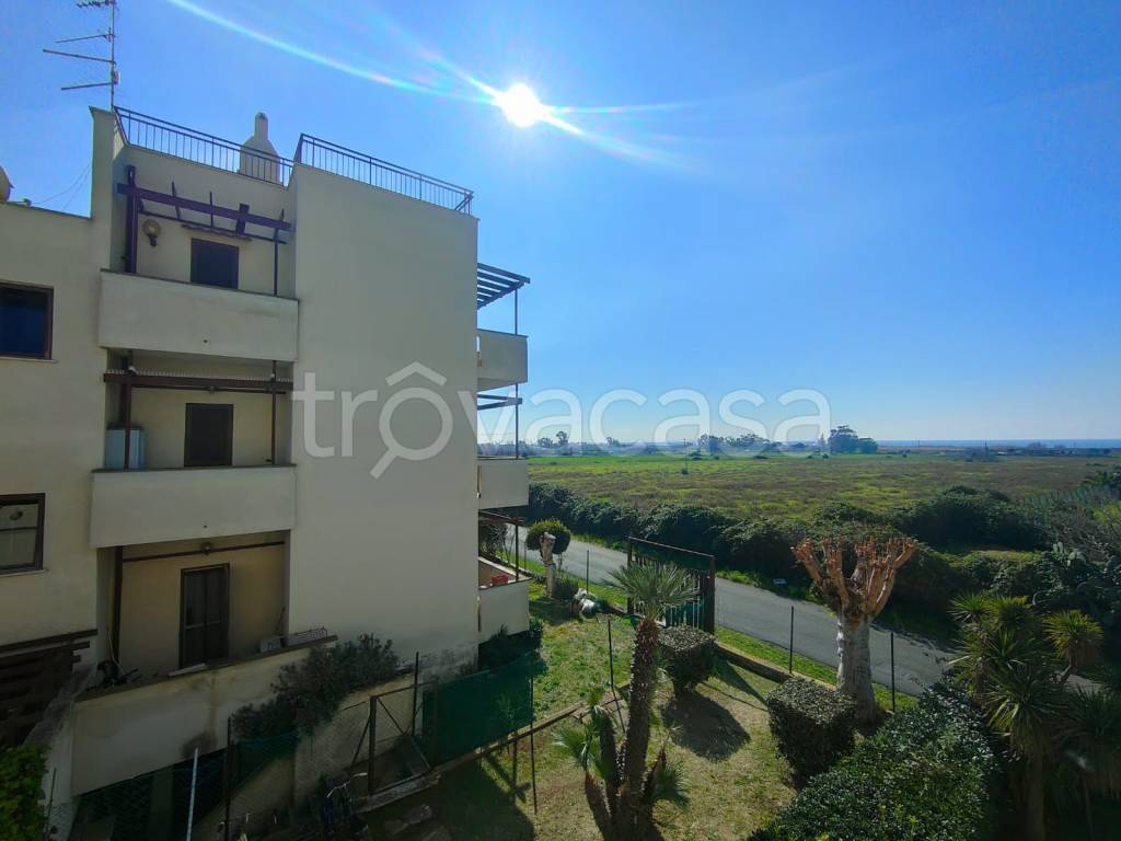 appartamento in vendita a Cerveteri in zona Marina di Cerveteri