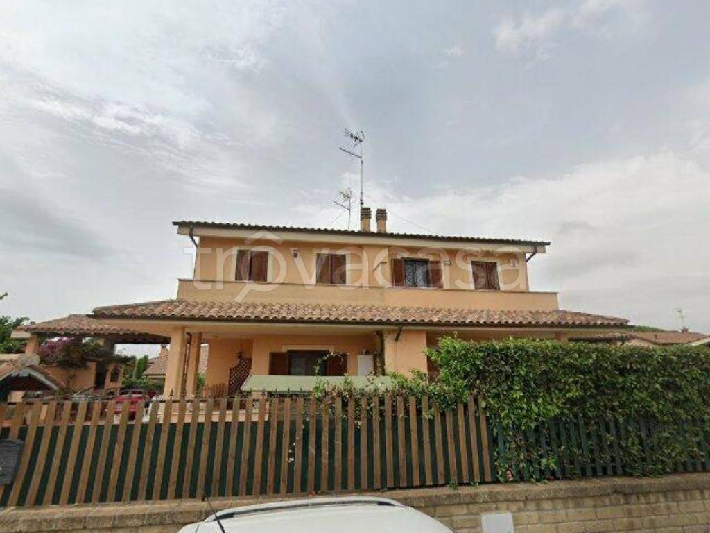 casa indipendente in vendita a Cerveteri