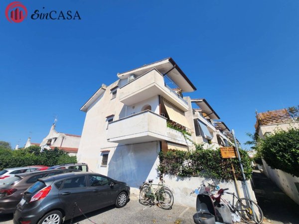 appartamento in vendita a Cerveteri in zona Marina di Cerveteri