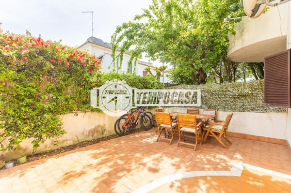 appartamento in vendita a Cerveteri in zona Marina di Cerveteri