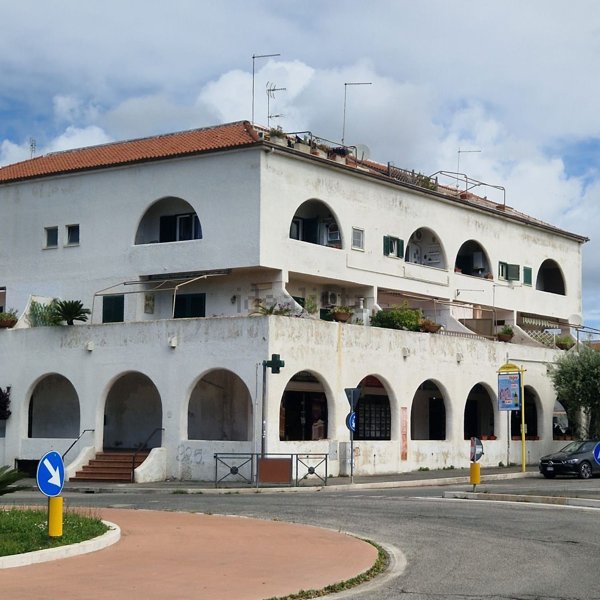 appartamento in vendita a Cerveteri in zona Marina di Cerveteri