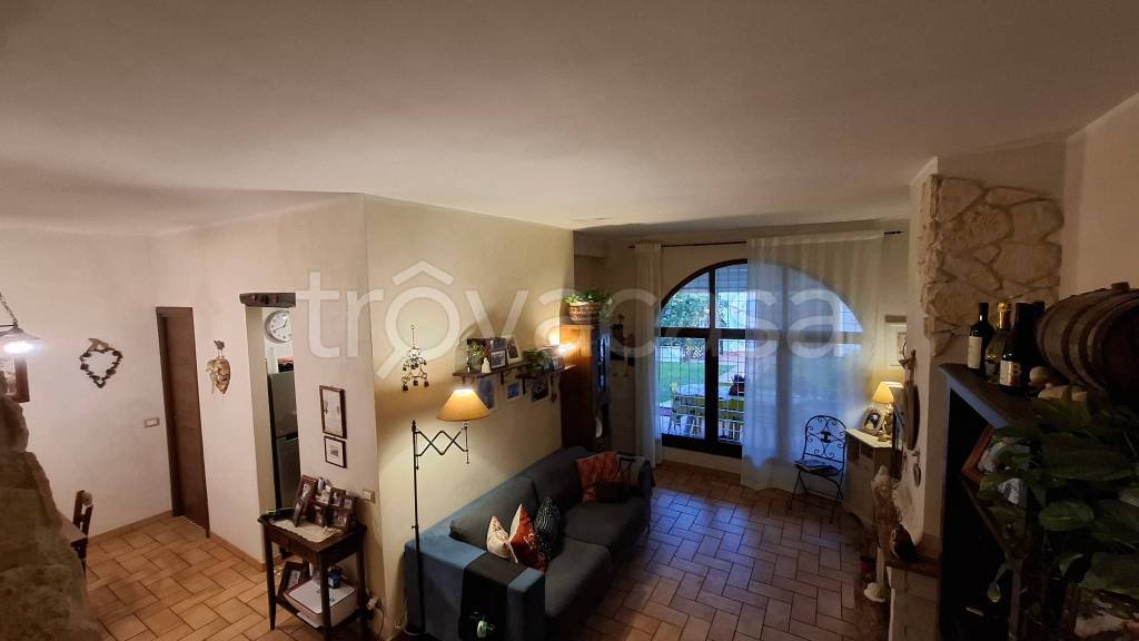 casa indipendente in vendita a Cerveteri in zona Cerenova