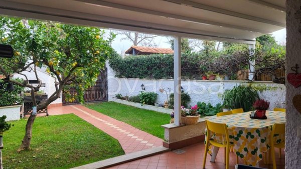 casa indipendente in vendita a Cerveteri in zona Cerenova
