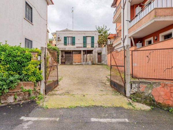casa indipendente in vendita a Cerveteri