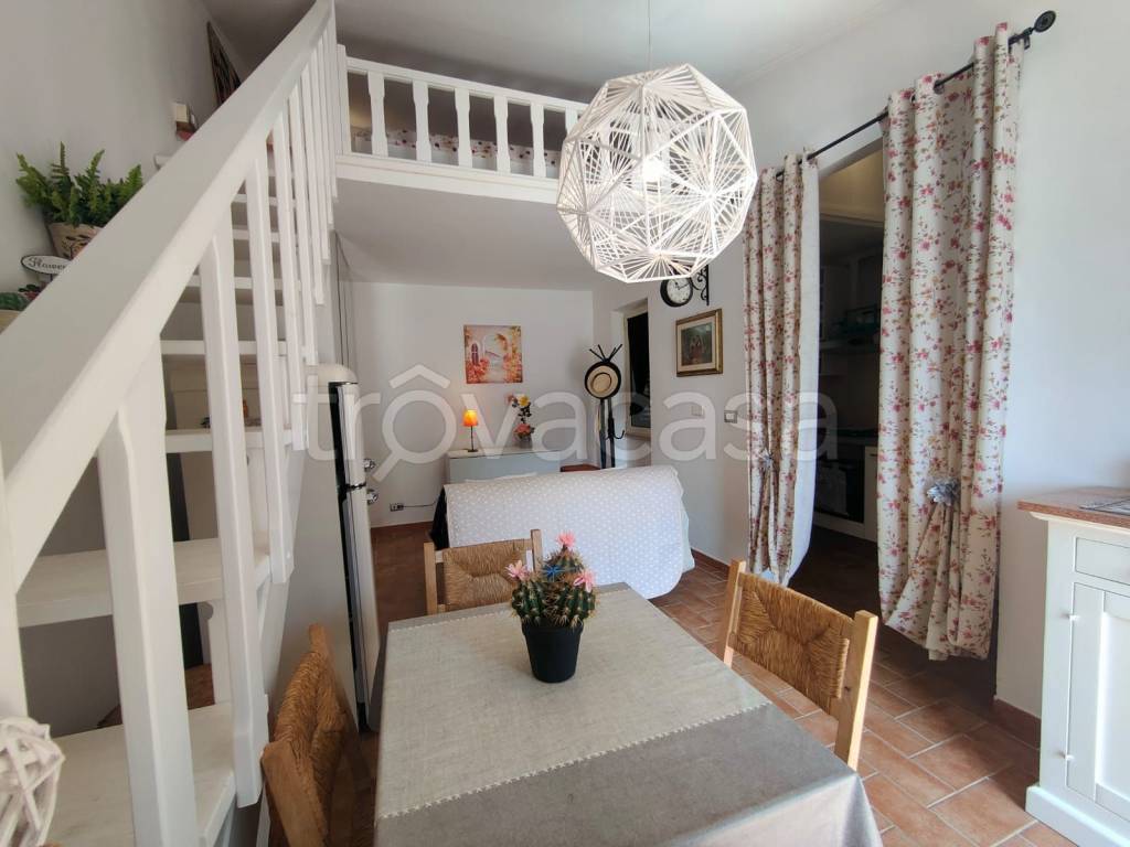 appartamento in vendita a Cerveteri in zona Marina di Cerveteri