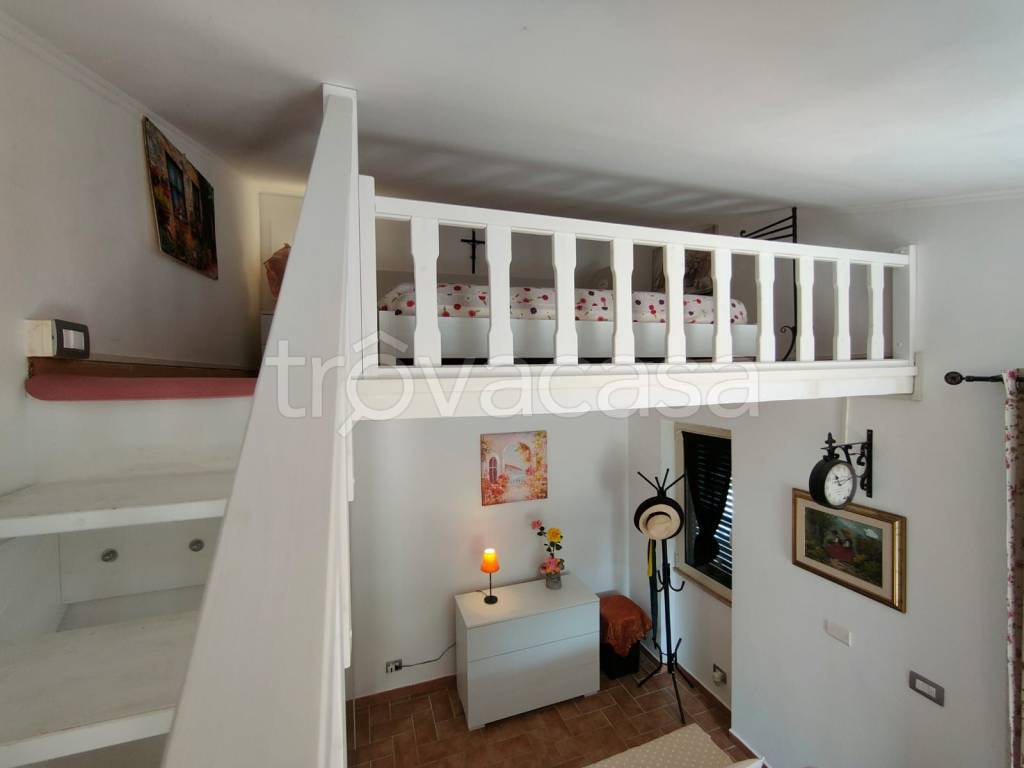 appartamento in vendita a Cerveteri in zona Marina di Cerveteri