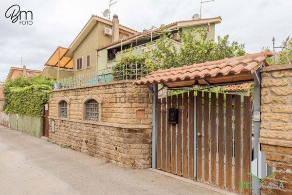 quadrivano in vendita a Cerveteri in zona Marina di Cerveteri