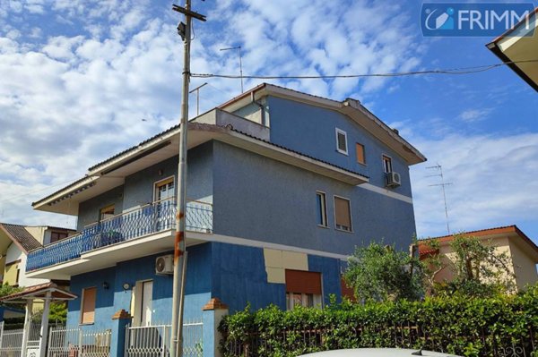 appartamento in vendita a Cerveteri in zona Cerenova