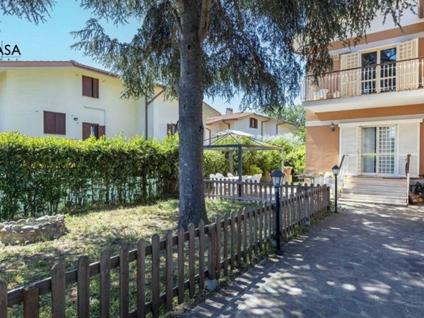 casa indipendente in vendita a Cerveteri in zona Valcanneto