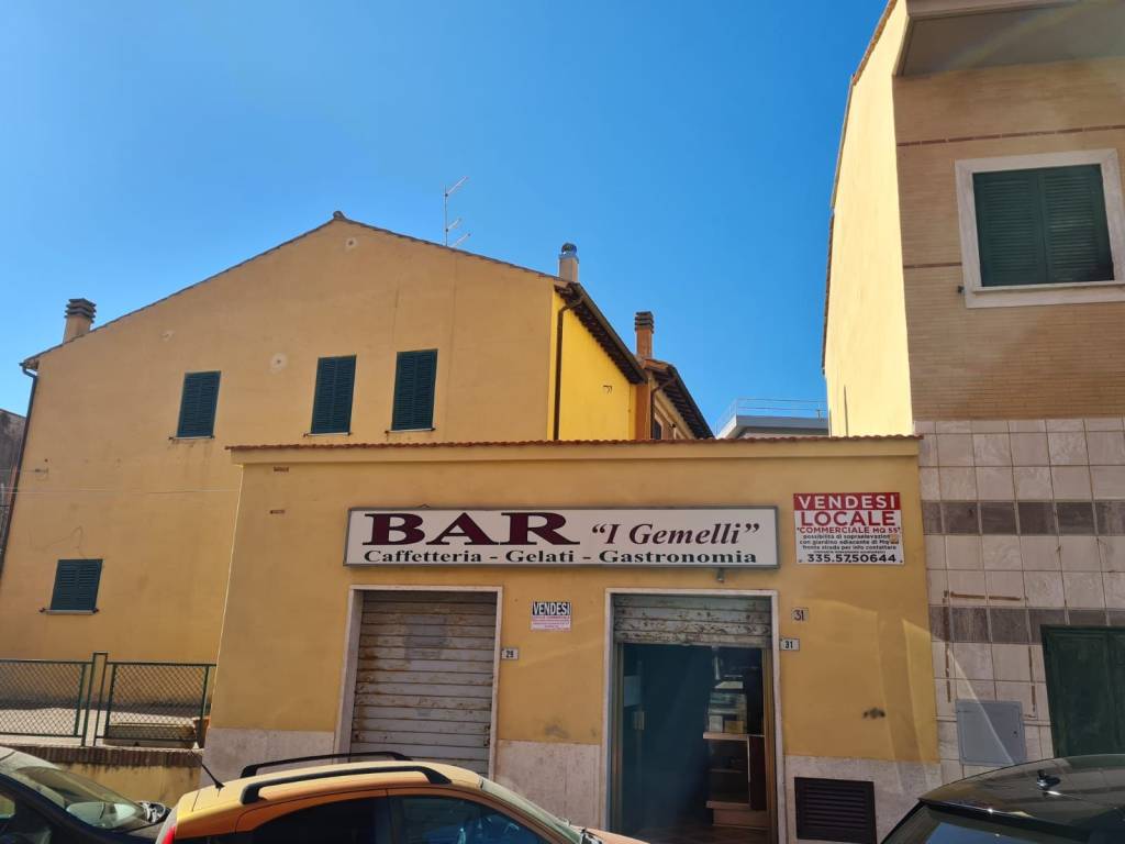 negozio in vendita a Cerveteri in zona Campo di Mare
