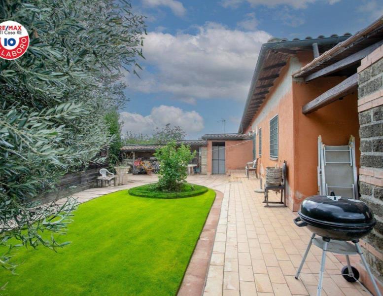 casa indipendente in vendita a Cerveteri