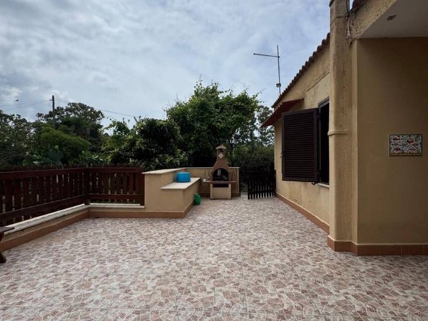 casa indipendente in vendita a Cerveteri