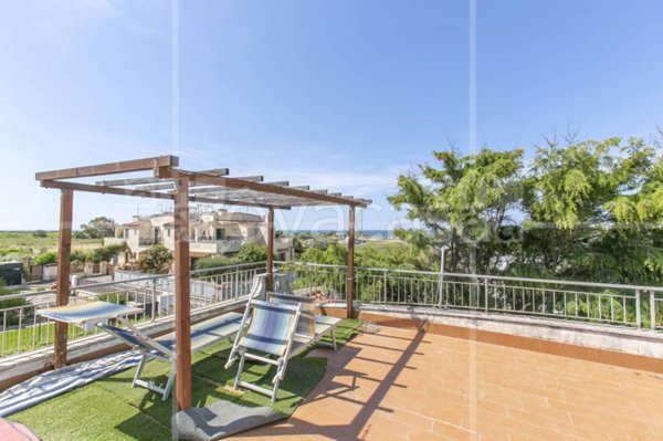 casa indipendente in vendita a Cerveteri in zona Marina di Cerveteri