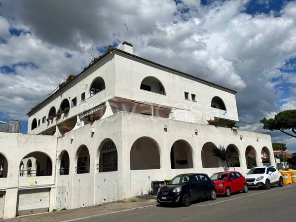 appartamento in vendita a Cerveteri in zona Marina di Cerveteri