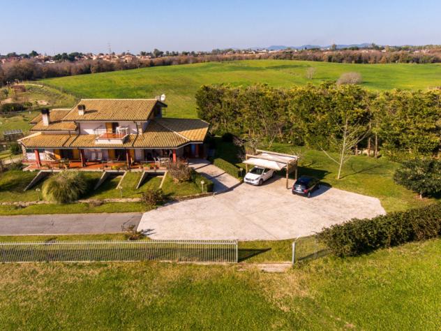 casa indipendente in vendita a Cerveteri