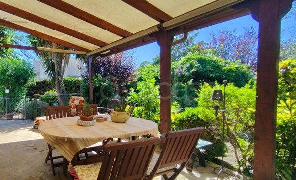 casa indipendente in vendita a Cerveteri in zona Cerenova