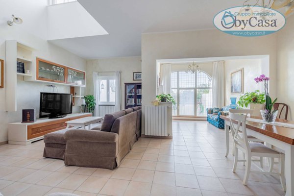 casa indipendente in vendita a Cerveteri in zona Cerenova