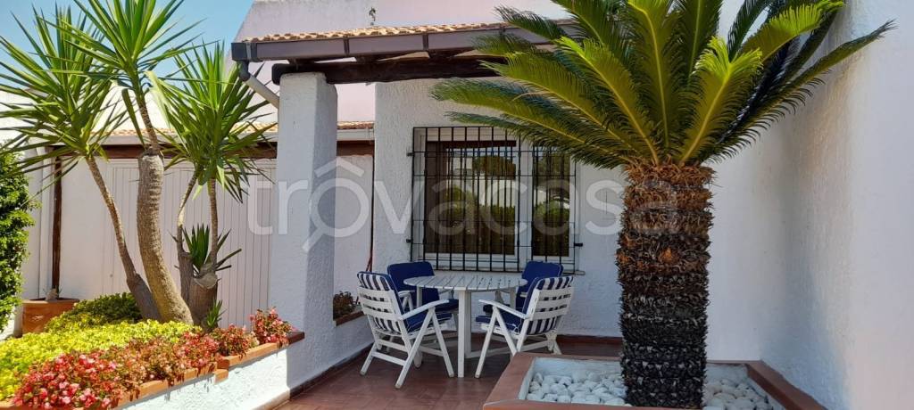 casa indipendente in vendita a Cerveteri in zona Cerenova