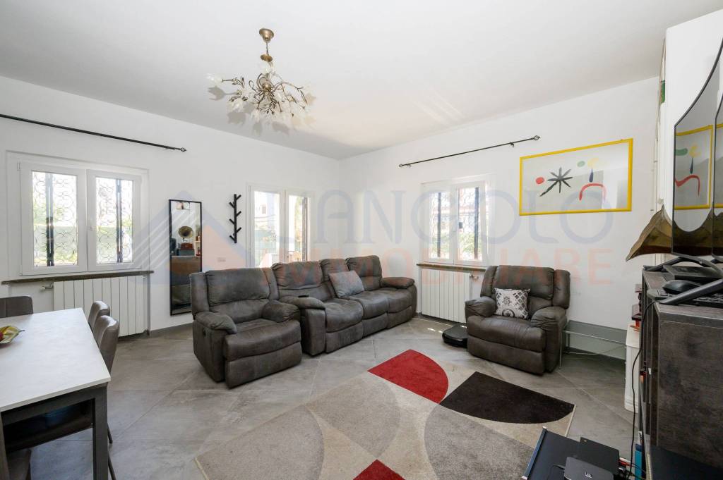casa indipendente in vendita a Cerveteri in zona Marina di Cerveteri