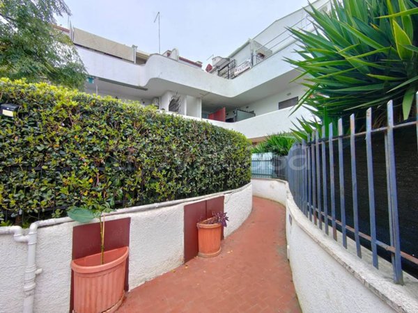 appartamento in vendita a Cerveteri in zona Marina di Cerveteri
