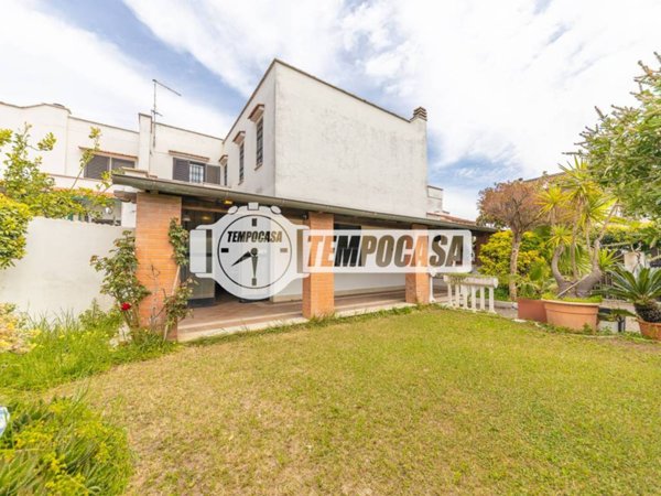 casa indipendente in vendita a Cerveteri in zona Cerenova