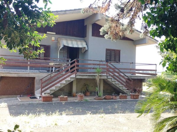 appartamento in vendita a Cerveteri in zona Ceri