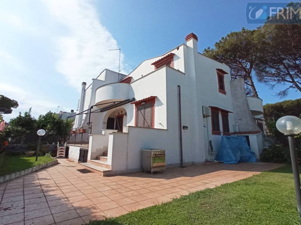 casa indipendente in vendita a Cerveteri in zona Cerenova